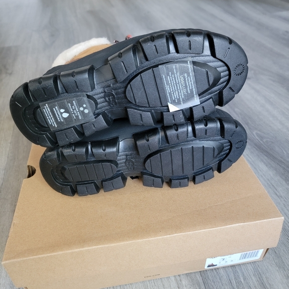 UGG Adiroam Hiker Waterproof Boot - Picture 9 of 12